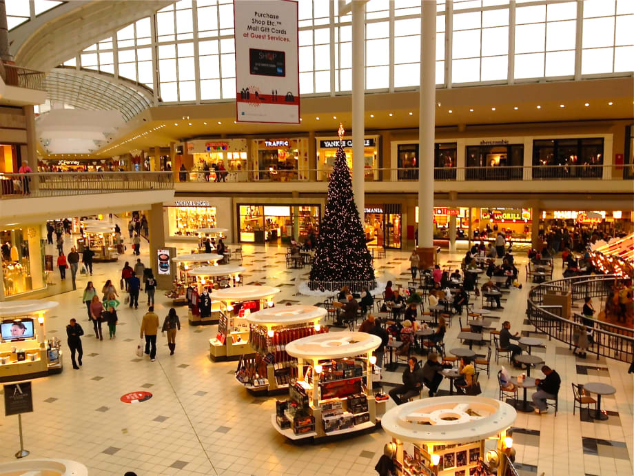 Economic Watch: Retail Sales Edge Higher in December