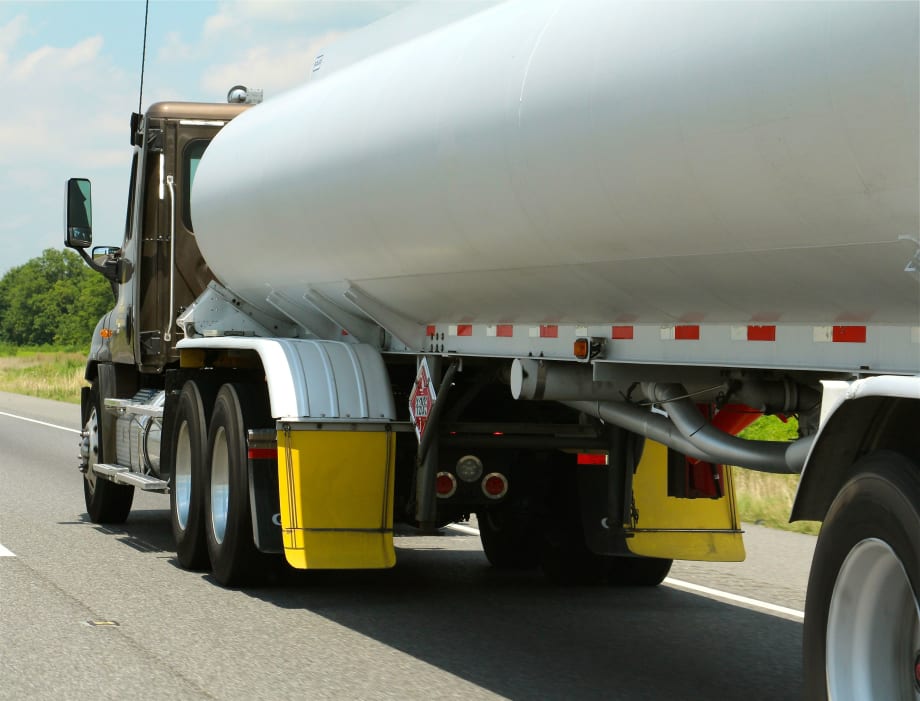 DAT Analyst Sees Truckload Rates Reflecting Hours Rule