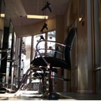 E. Geovanni Salon