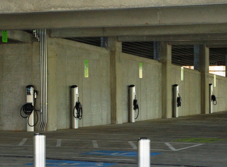Seattle Adds 156 EV Charging Stations to Power City Fleet