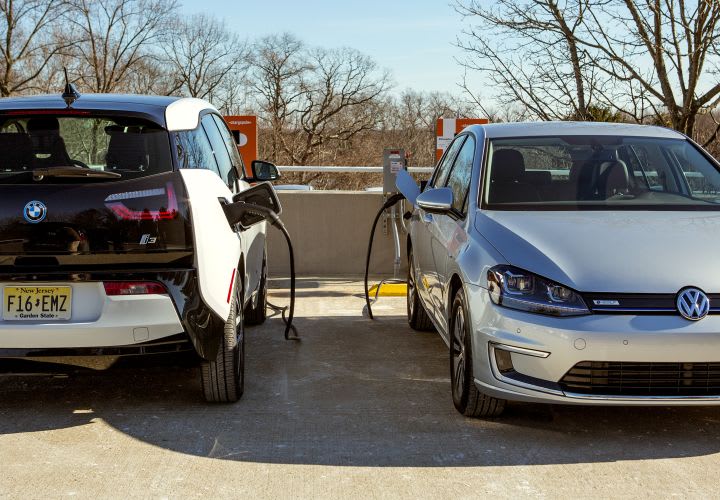 BMW, VW Partner with ChargePoint for High-Speed EV Charging