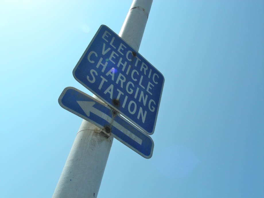 Pacific Gas & Electric Proposes 7,600 EV Charging Stations