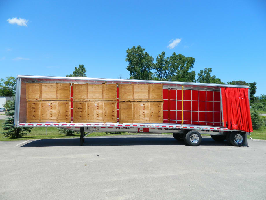 East Manufacturing Introduces All-Aluminum Flatbed With Curtainside