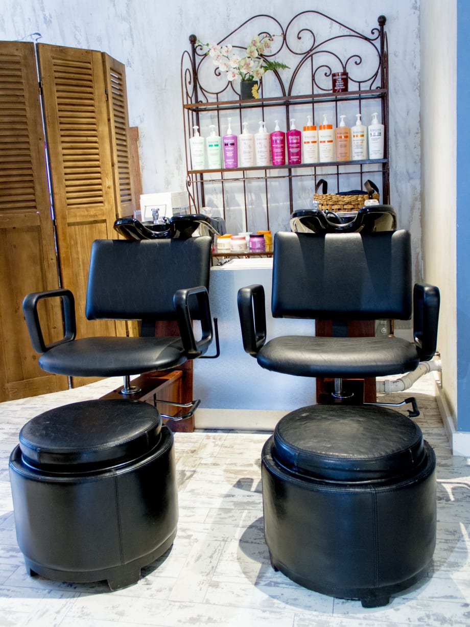 Salon Tour: Echo A Salon