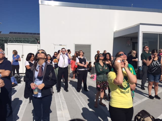 Eclipse Gazers Flock to Car Rental Counters