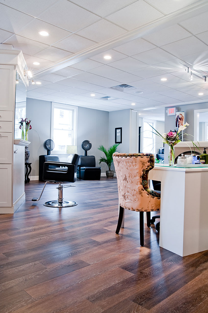 Elavina Salon and Spa