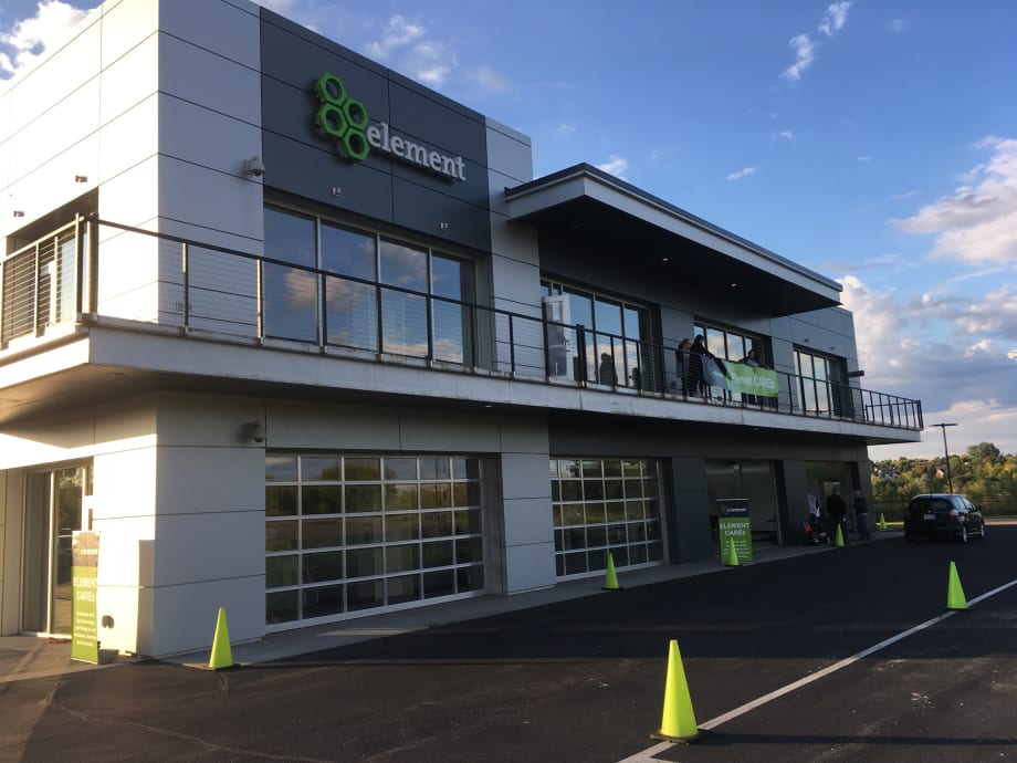 Element Fleet Management Employees Volunteer for Global CARE Day