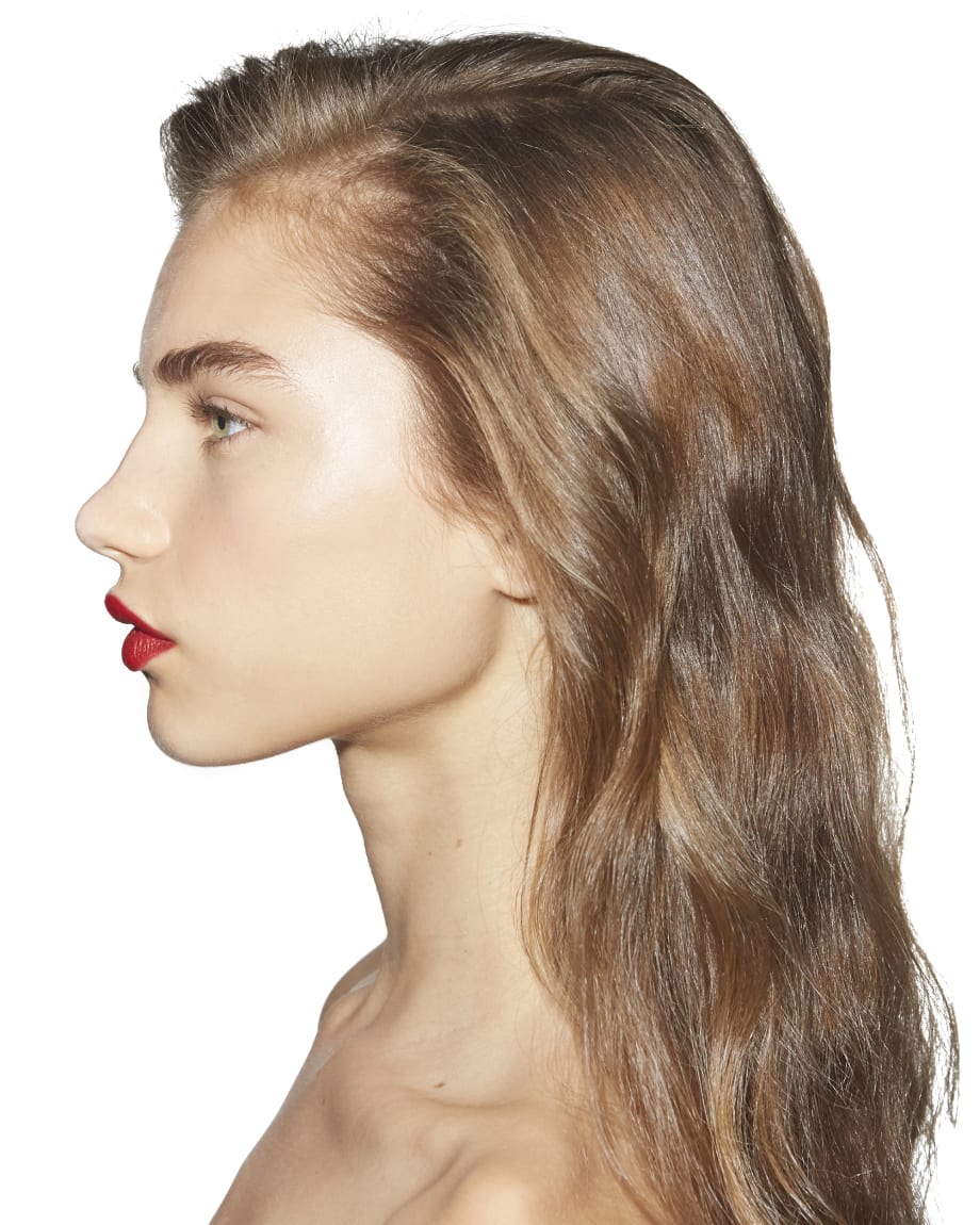 NYFW: Natural Defined Curls with Movement at Escada’s SS '19 Show