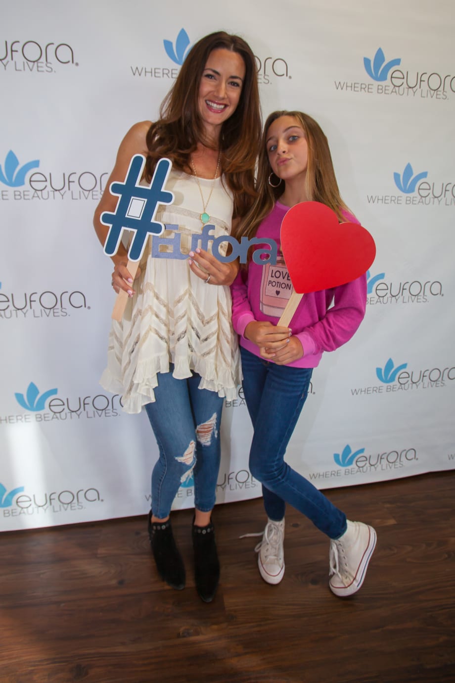 Eufora Holds Event to Benefit Childhelp