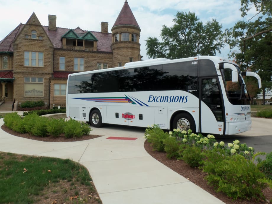 CH Bus delivers Temsa to Ind.