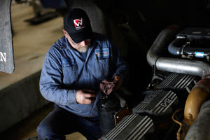 How Oil Filters Can Help Fleets Extend Drain Intervals