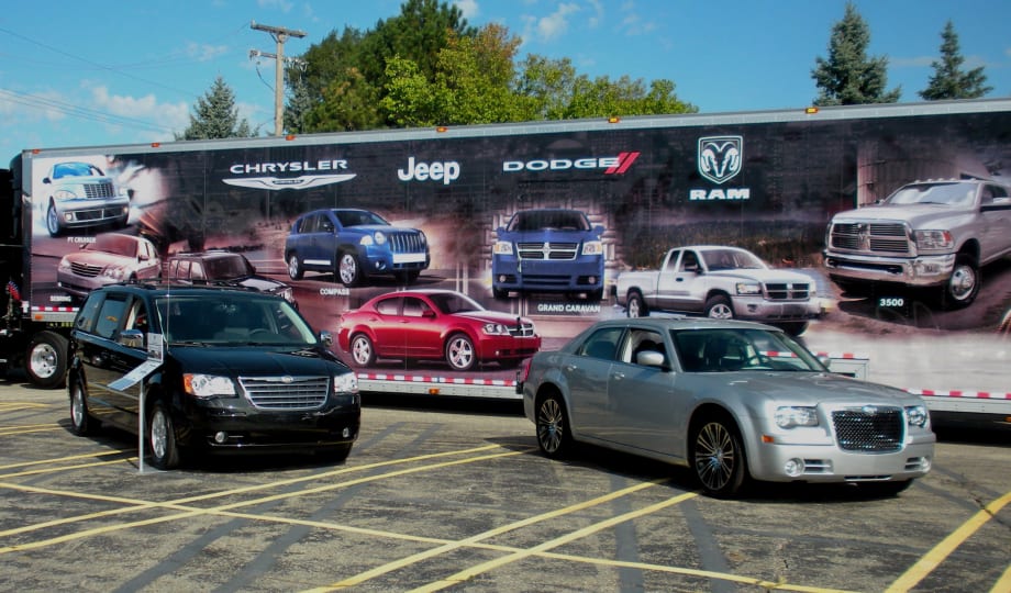 FCA Adding Up to 400 New Dealerships