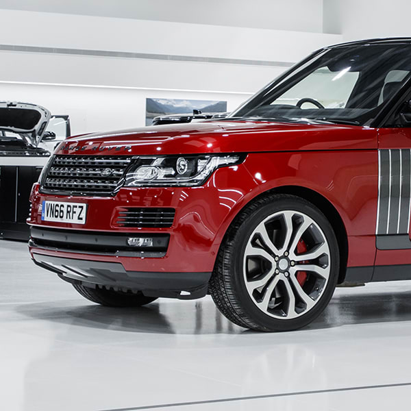 Range Rover Wins IHS Markit Loyalty Award