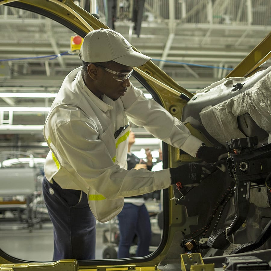 May Flowers: Cox Predicts 3% Increase in New-Car Sales