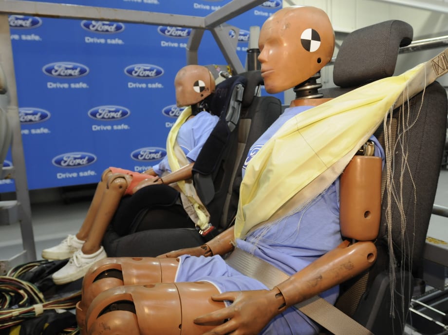 Ford’s Rear Inflatable Seat Belts Earn Popular Mechanics Breakthrough Award