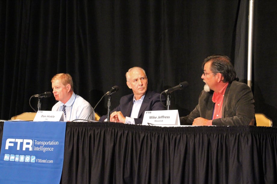 Fleets Talk ELDs, Specs, Self-Driving Trucks on FTR Equipment Panel