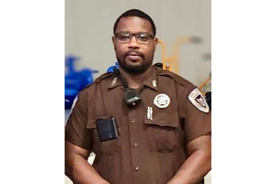 Mississippi Deputy Fatally Shot Responding to Domestic Call