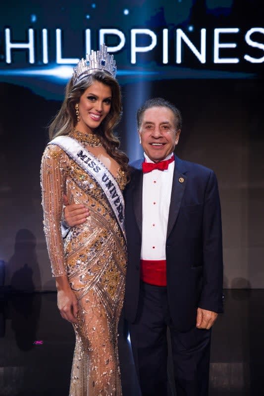 Farouk Crowns Miss Universe with Winning Hair Looks