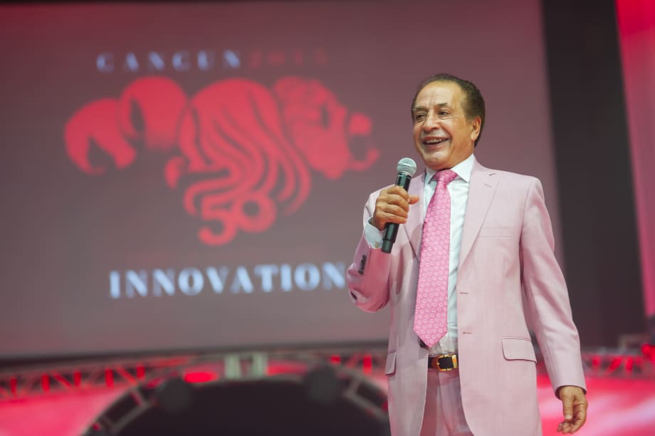 Modern Reports: Farouk Cancun 2015