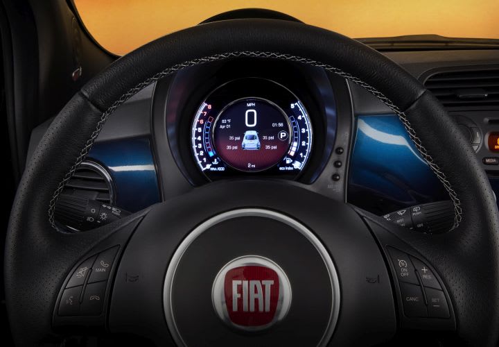 2015 Fiat 500 Gets 7-Inch HD Display