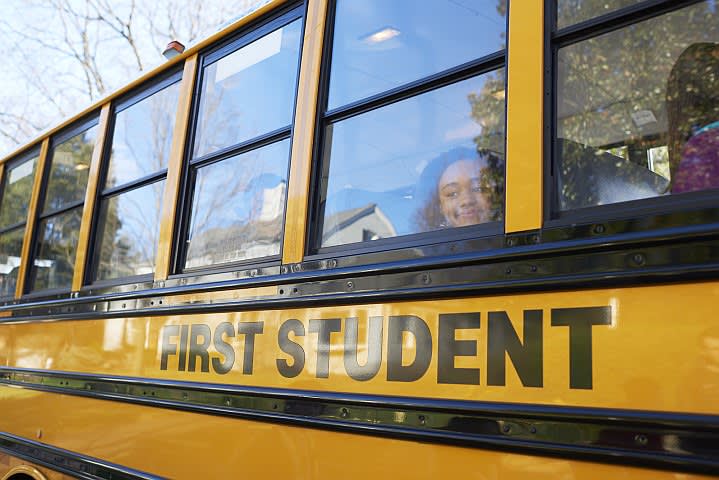 Louisiana District Extends Contract with First Student