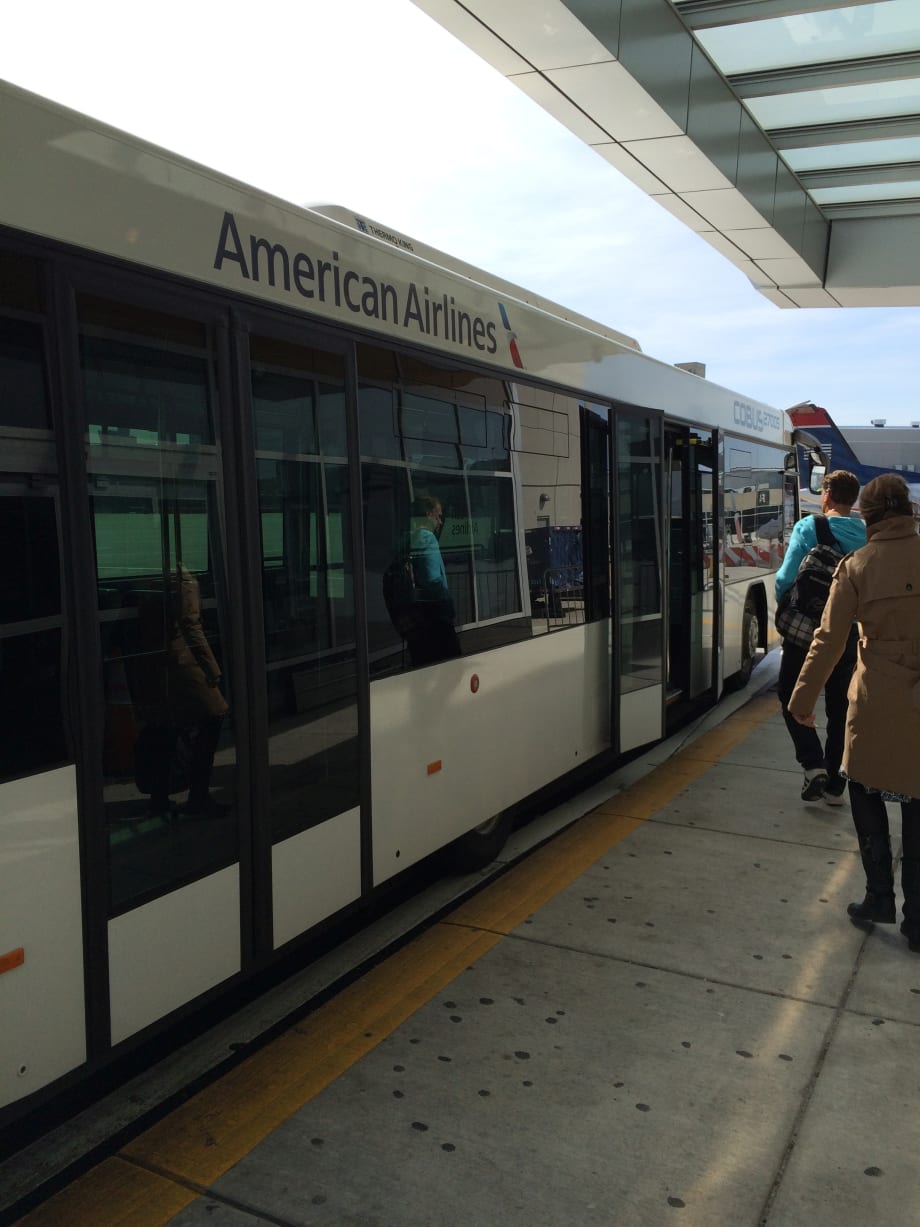 First Transit awarded Philadelphia American Airlines shuttle ops contract