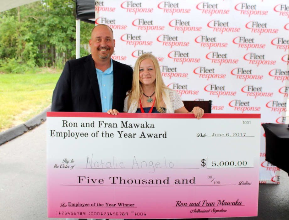 Fleet Response Presents Employee of the Year Award