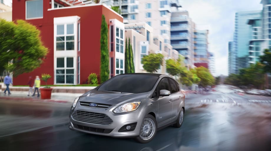 Ford Prices C-MAX Hybrid at $25,995 MSRP