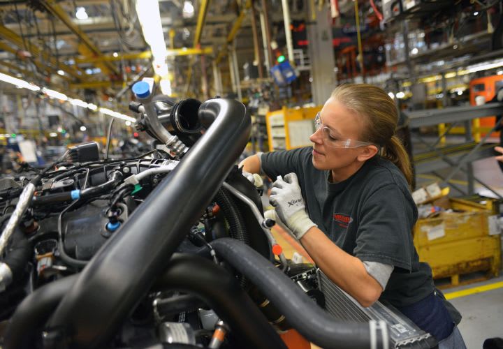 Fords Adds 1,550 Jobs to Support F-150 Production