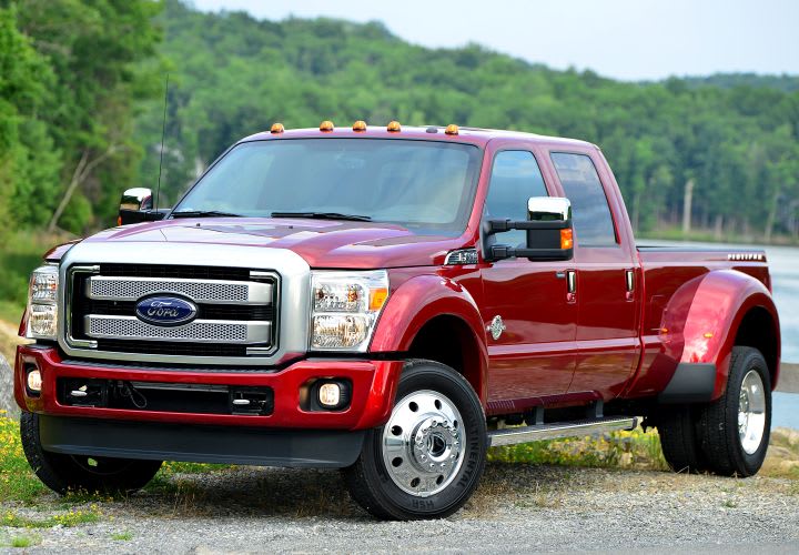 Ford Claims Best-in-Class Towing for 2015 F-450