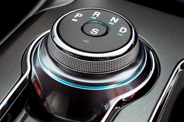 2017 Ford Fusion's Return-to-Park Shifter Reduces Rollaways