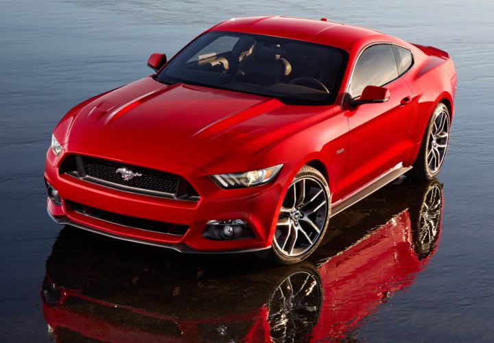 Ford Mustang '15 Goes Global