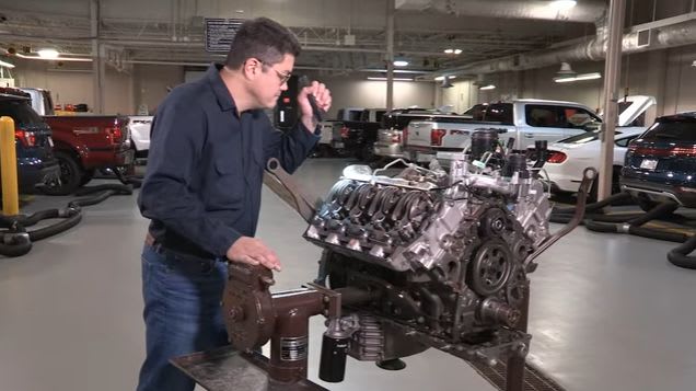 Ford Offers CK-4 Alternative Oil for Super Duty Diesels