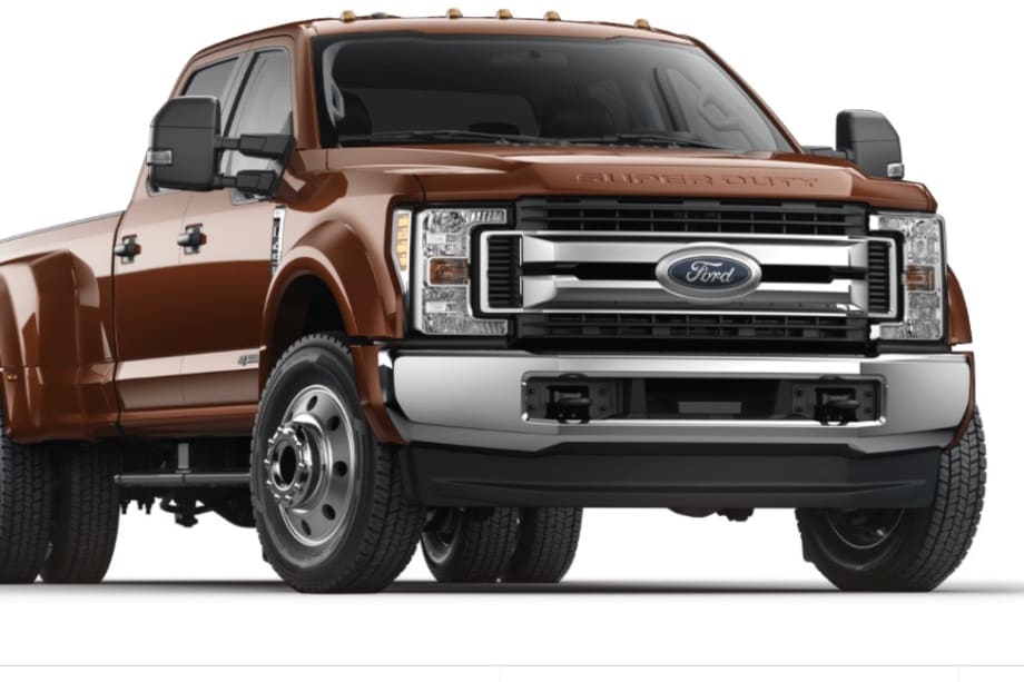 Ford Recalls F-450, F-550 Trucks for Driveshaft