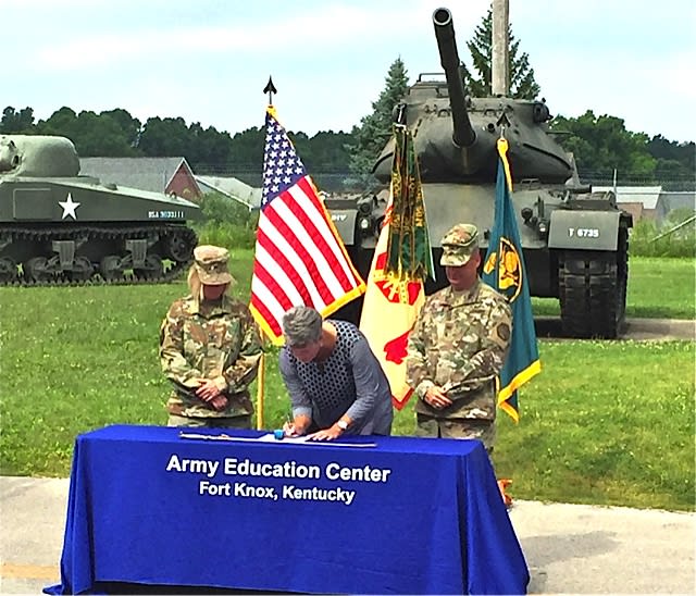 Carrier Partners with Army to Help Soldiers Obtain CDLs