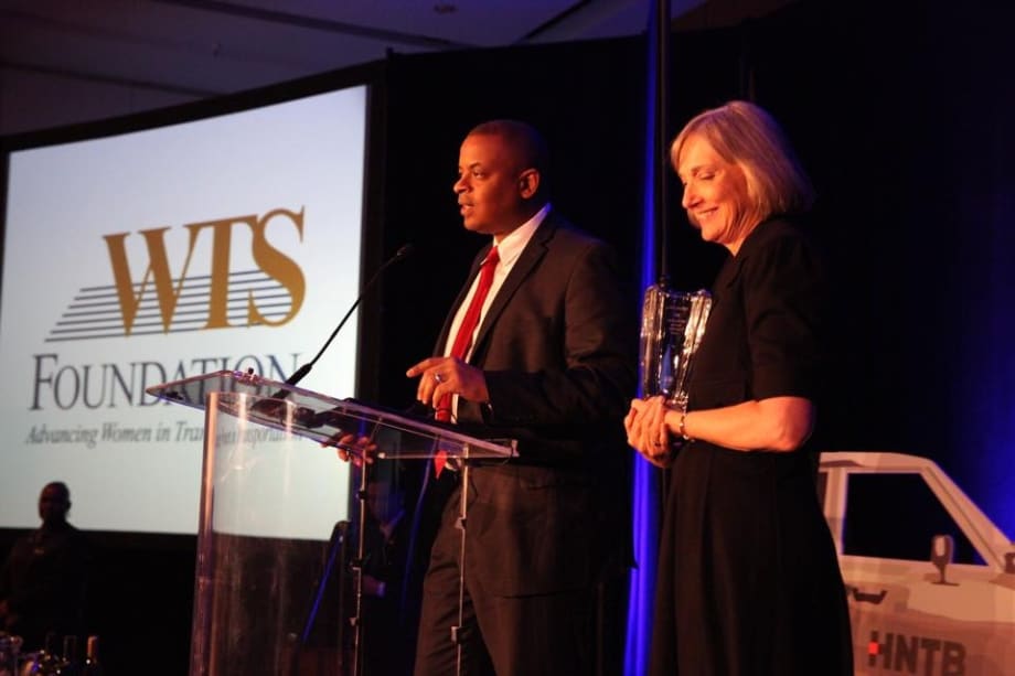 Sec. Foxx receives WTS 'Diversity Leadership' award