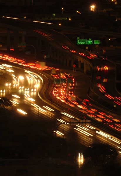 Study links rising SoCal car ownership with decline in transit ridership