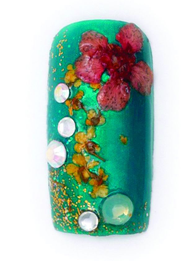The Jewelry Nailist: Fumic Sueyoshi