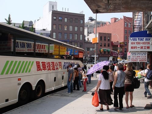 Fung Wah bus co. gets fed approval to return to the road