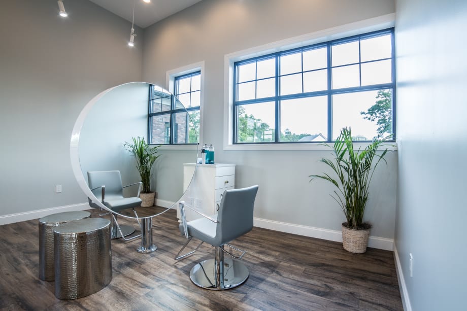 Salon Tour: Heaven A Hair Boutique
