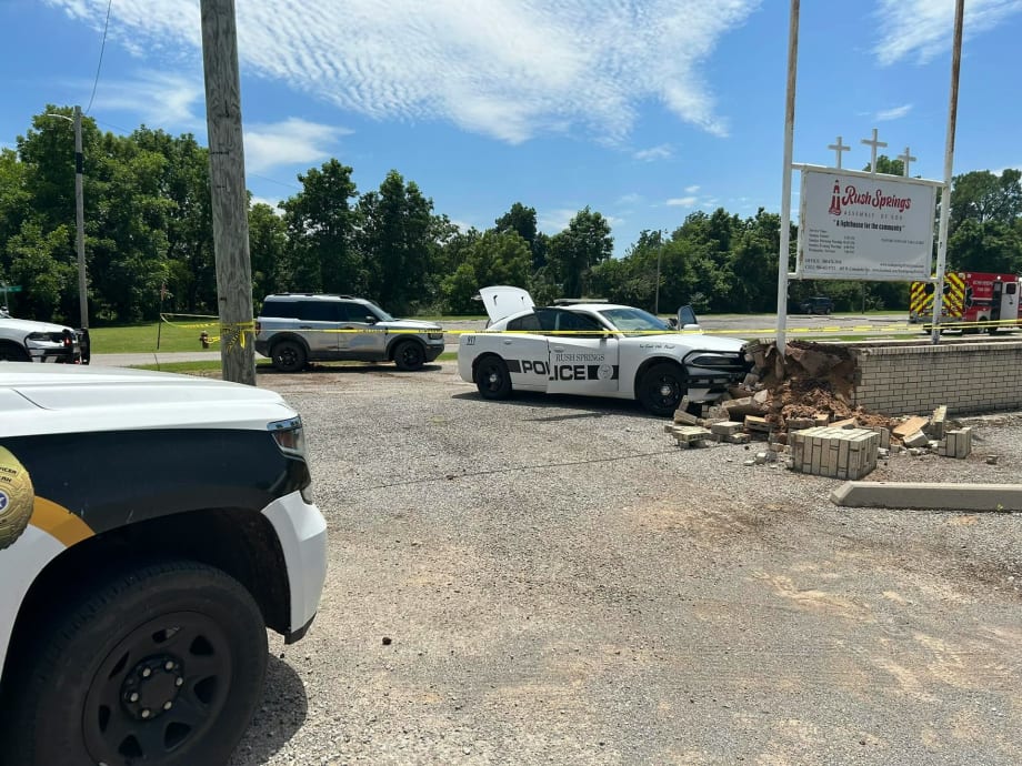 OK Detainee Slips Cuffs, Runs Over Officer with Patrol Vehicle