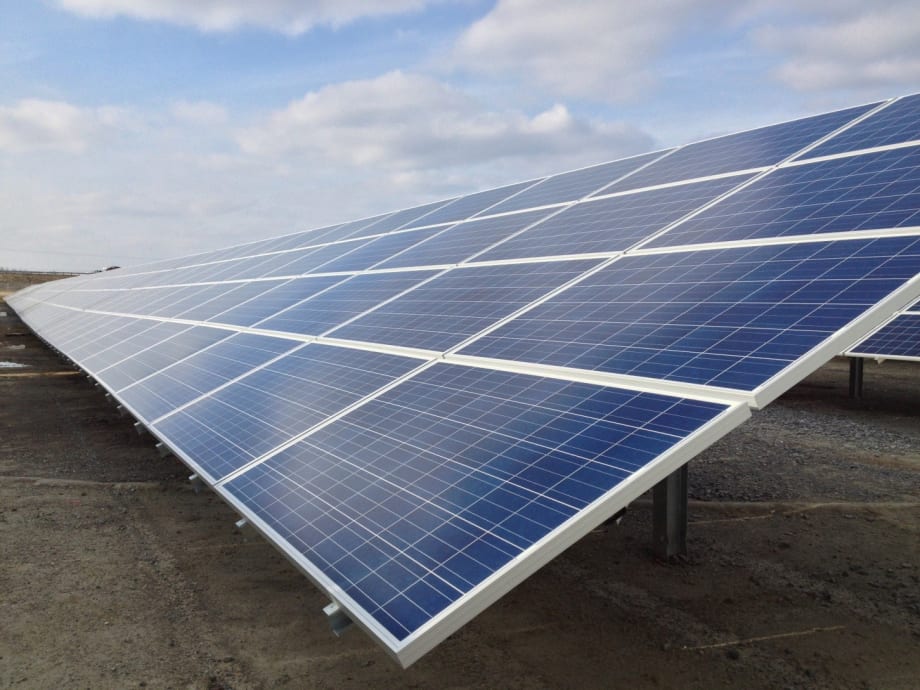 GM Leads Automakers in Solar Energy Use
