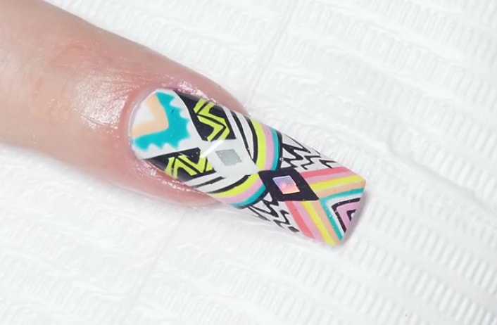 Geometric Trend Nail Art