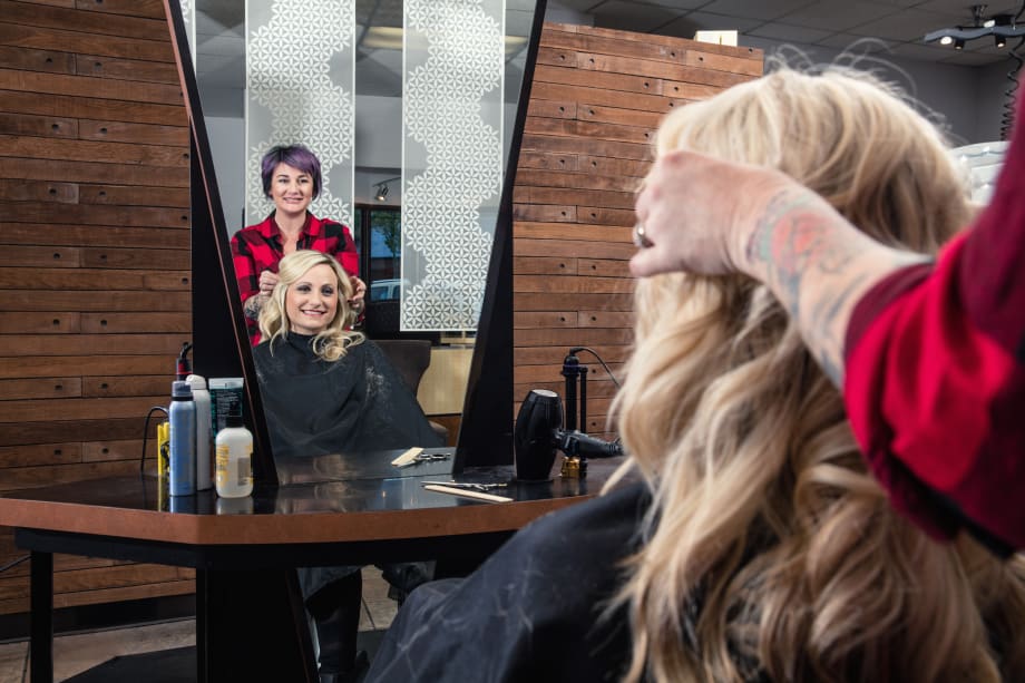 Transitioning Haircolor from Winter to Springtime Hues