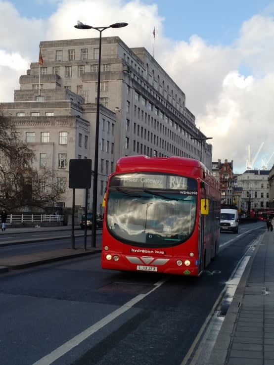 Exclusive: A look at electric buses in London, the UK