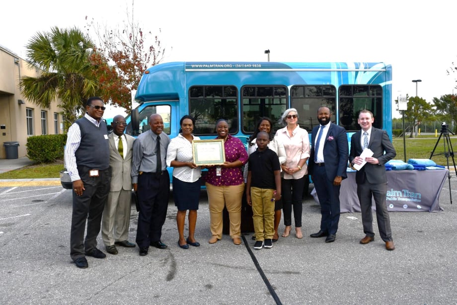 Florida's Palm Tran celebrates new flex service