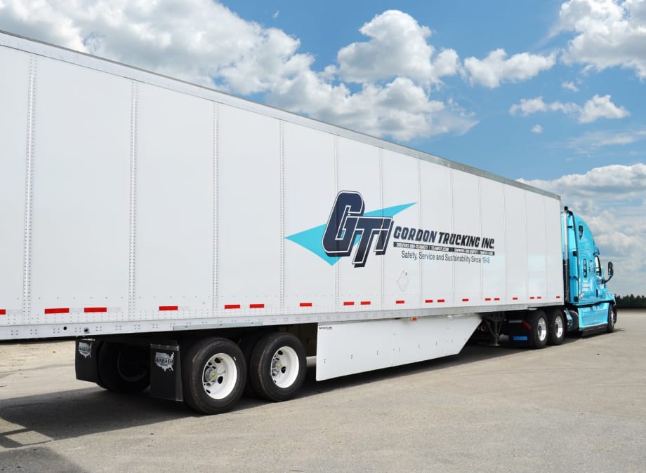 Nine Years of Testing Make Gordon Trucking Pretty Sure of its Choice in Skirts