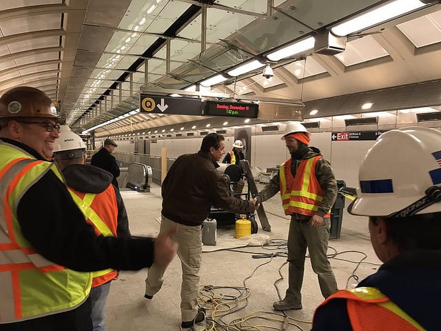 N.Y.'s Second Avenue subway to open on time, Gov. Cuomo says