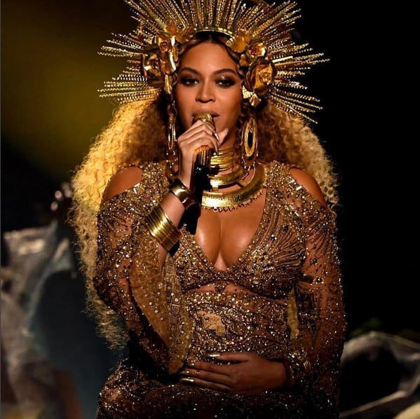 Nails From the 2017 Grammys