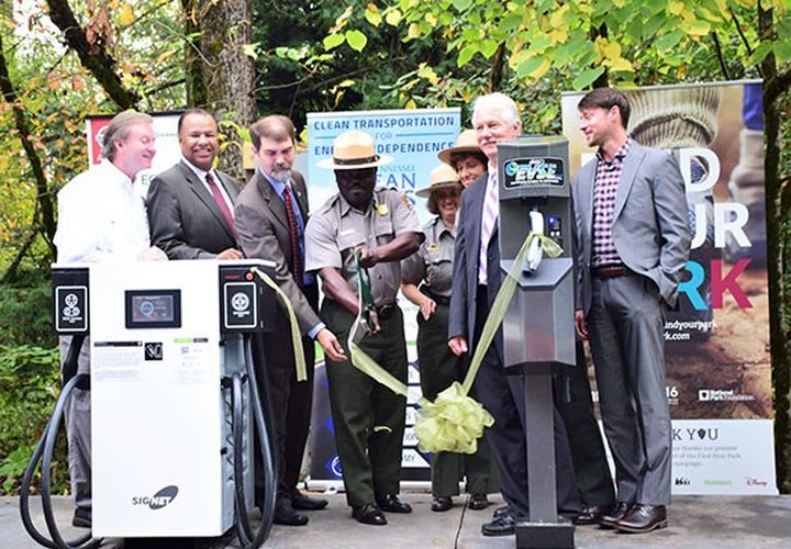 National Parks Should Cut Emissions By 40%, Group Says